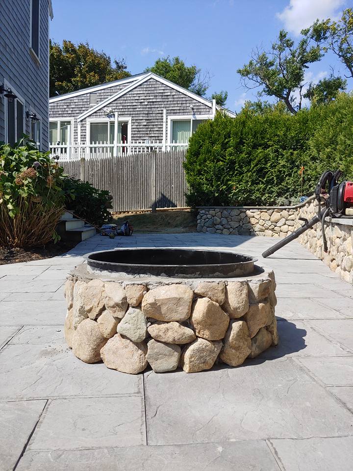 Marshfield Hardscapes